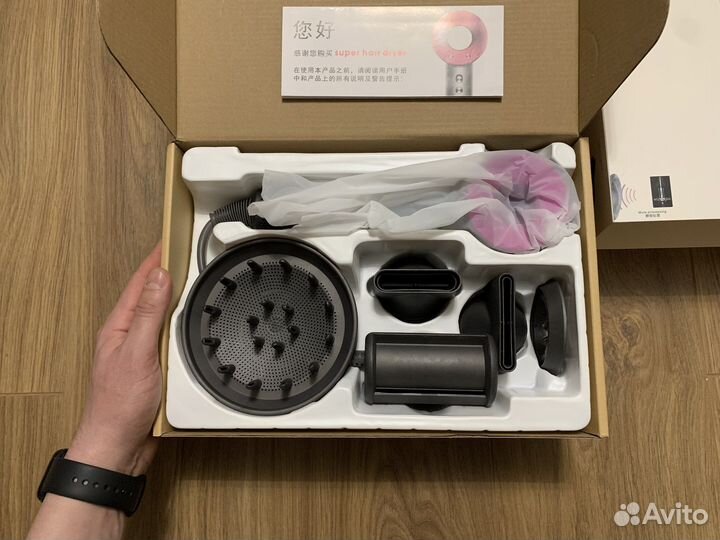 Фен Dyson Supersonic новый