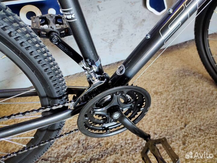 Stark'22 Outpost 26.1 V черный/зеленый 16