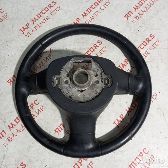 Руль Volkswagen Golf 5 универсал caxa 1.4