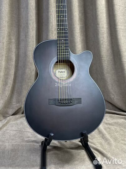 Акустическая гитара