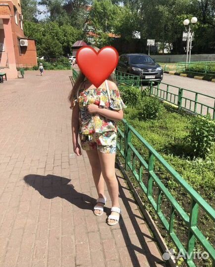 Брендовая одежда для девочки 12 лет