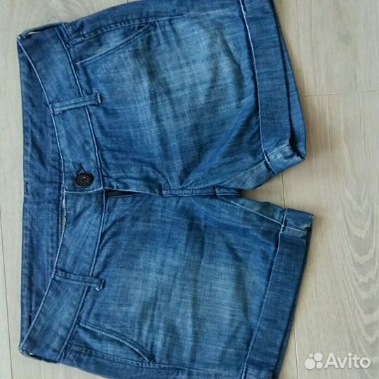 Шорты джинсовые
