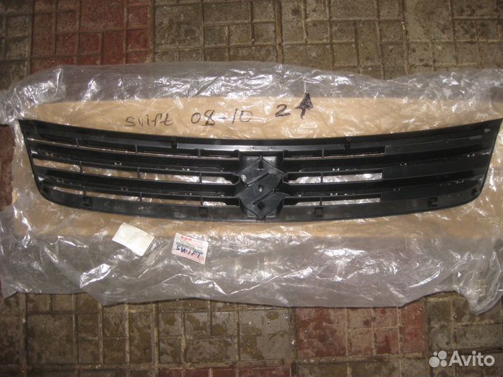 Решетка радиатора для Сузуки Свифт