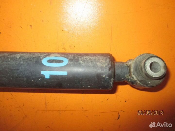 Амортизатор задний Mercedes Benz W204 A2043260200