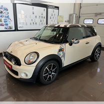 MINI One 1.6 AT, 2011, 137 000 км, с пробегом, цена 899 900 руб.