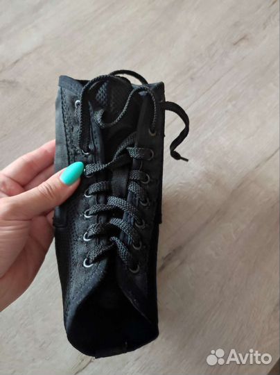 Бандаж на голеностопный сустав