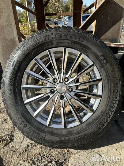 Комплект колес r17 235/65R17 gislaved nordfrost100