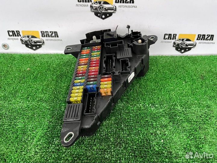 Блок предохранителей BMW 6