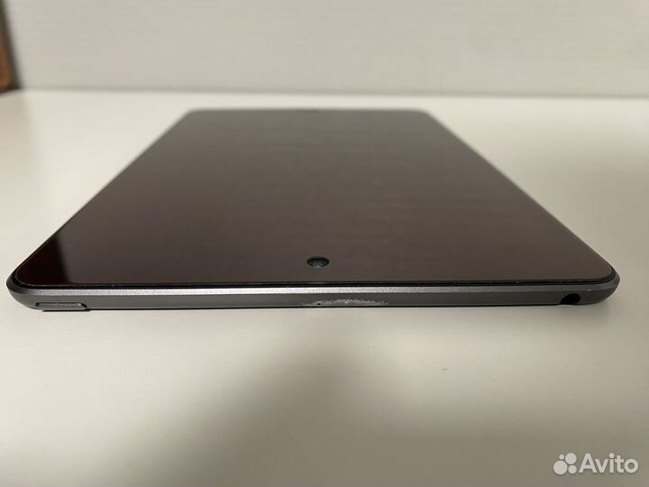 Apple iPad mini (4 поколения)