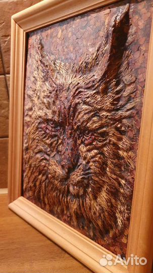 Картина из скорлупы кедрового ореха