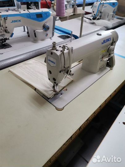 Прямострочка juki 8100е комплект Б/У