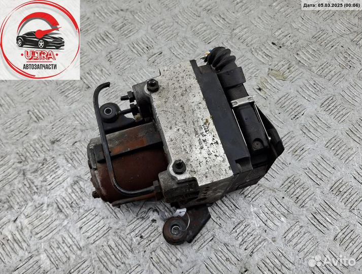 Блок ABS (Модуль абс) б/у Audi A4 B5 (1994-2001) 8D0614111