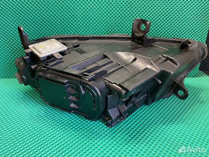 Фара правая Audi A6C6