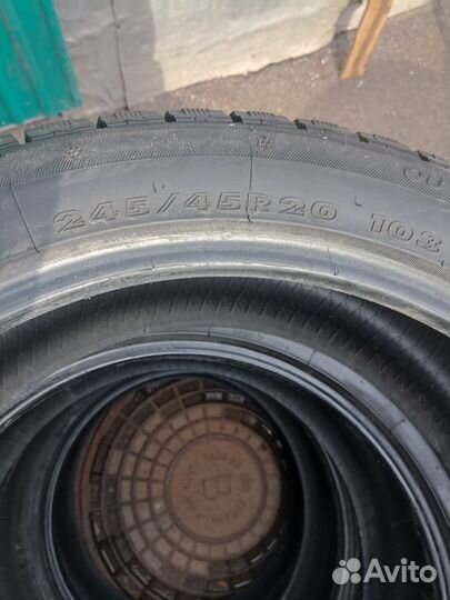 Roadcruza RW777 245/45 R20 103V