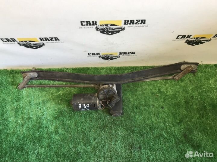 Трапеция стеклоочистителей с моторчиком Audi 80