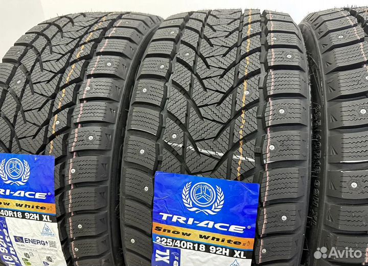 Tri Ace Snow White II 225/40 R18 53H
