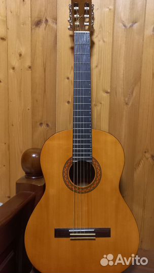 Классическая гитара yamaha c40