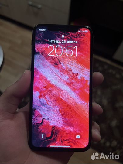 iPhone Xs, 64 ГБ