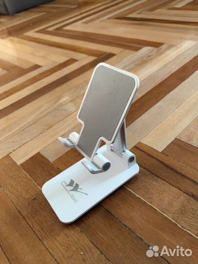 Подставка под телефон