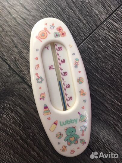 Горка для купания и термометр