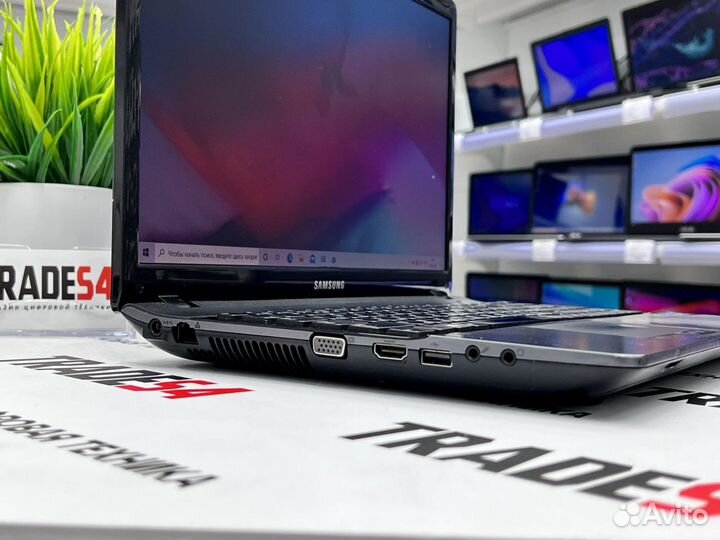 Ноутбук Samsung 15.6