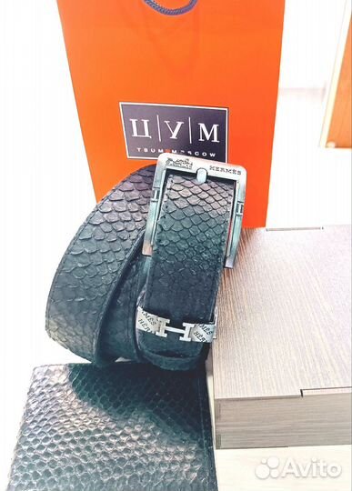 Ремень мужской из кожи питона.Черный матовый