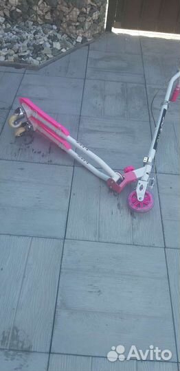 Самокат -лягушка инерционный