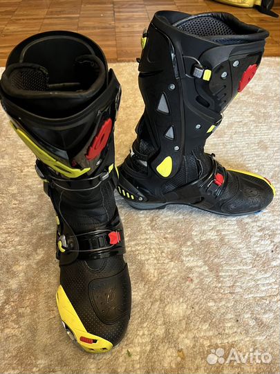 Комплект мотоэкипа