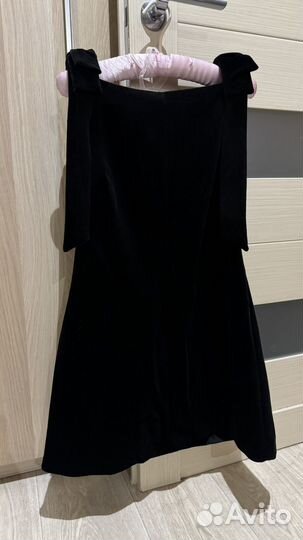 Бархатное платье Zara