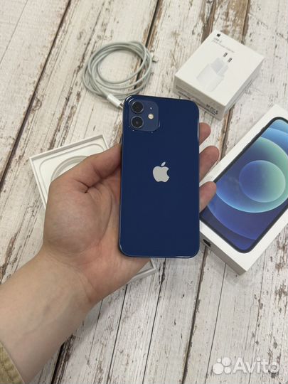 iPhone 12, 64 ГБ