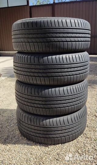 Dunlop D65T Touring 205/60 R18