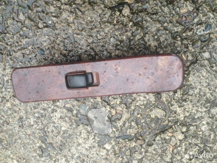 Кнопка стеклоподьемника Мицубиси Паджеро Спорт