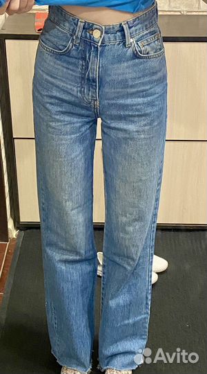 Джинсы stradivarius 32