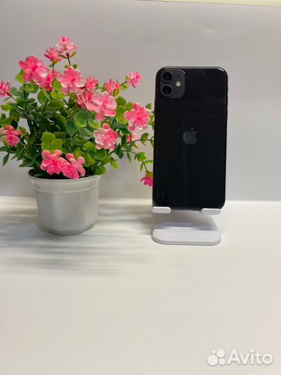 iPhone 11, 64 ГБ