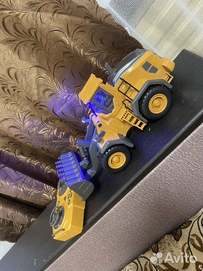 Детский трактор