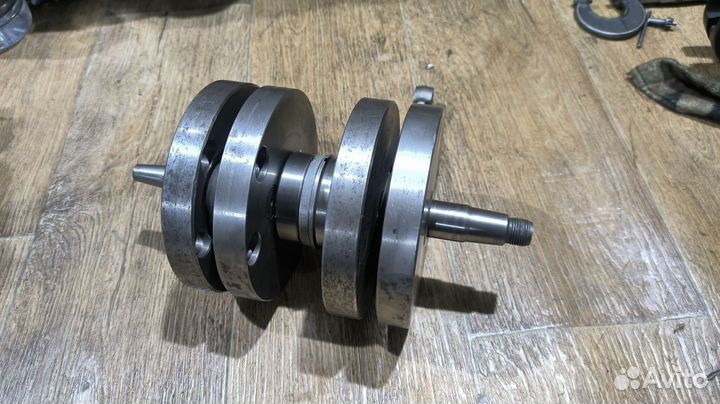 Коленвал Ява 638