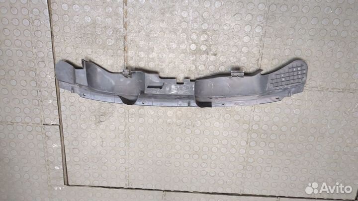 Накладка замка капота Ford Kuga