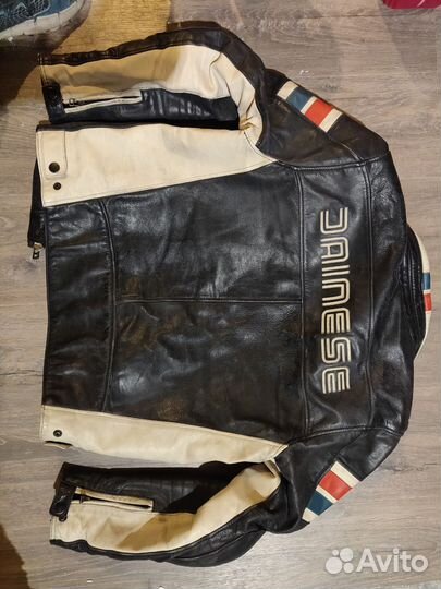 Мотокуртка кожаная dainese
