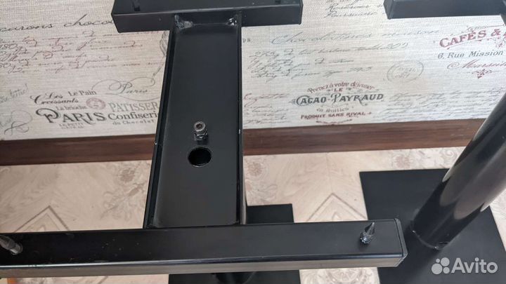 Подставки под акустику, металл