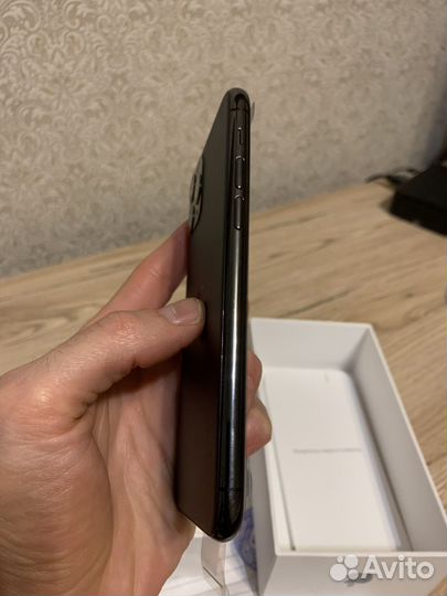 iPhone 11 Pro, 64 ГБ