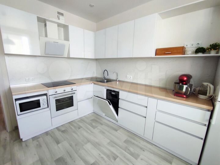 2-к. квартира, 73,1 м², 12/25 эт.