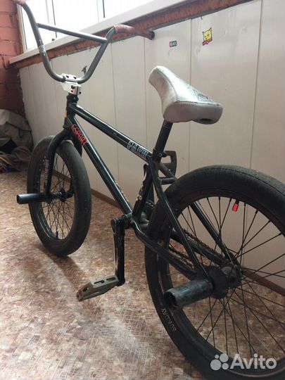 Трюковой велосипед BMX