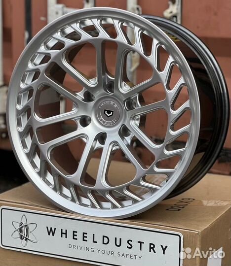 Кованые диски Vossen Dodge RAM TRX