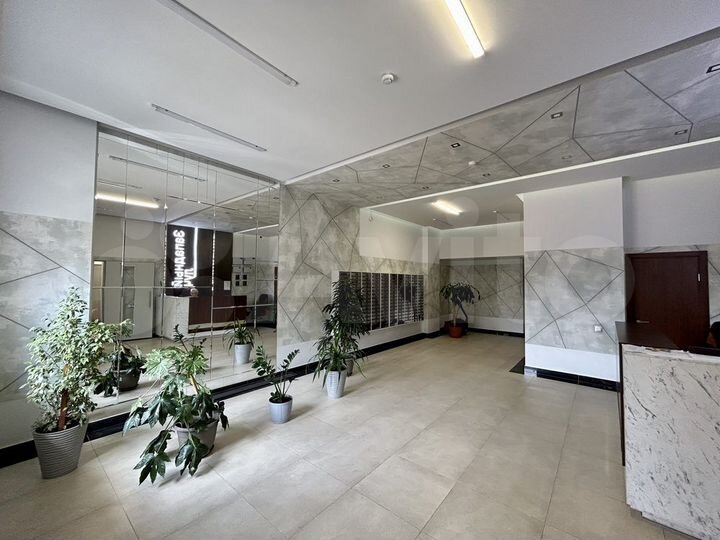 3-к. квартира, 100,7 м², 13/23 эт.