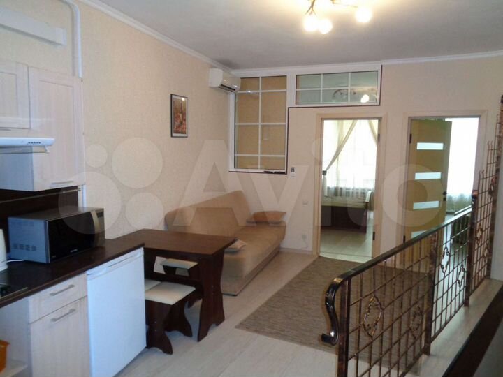 2-к. квартира, 50 м², 2/4 эт.