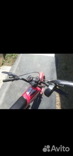 Детский велосипед- мотоцикл