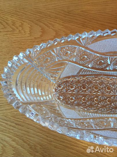 Ваза хрустальная