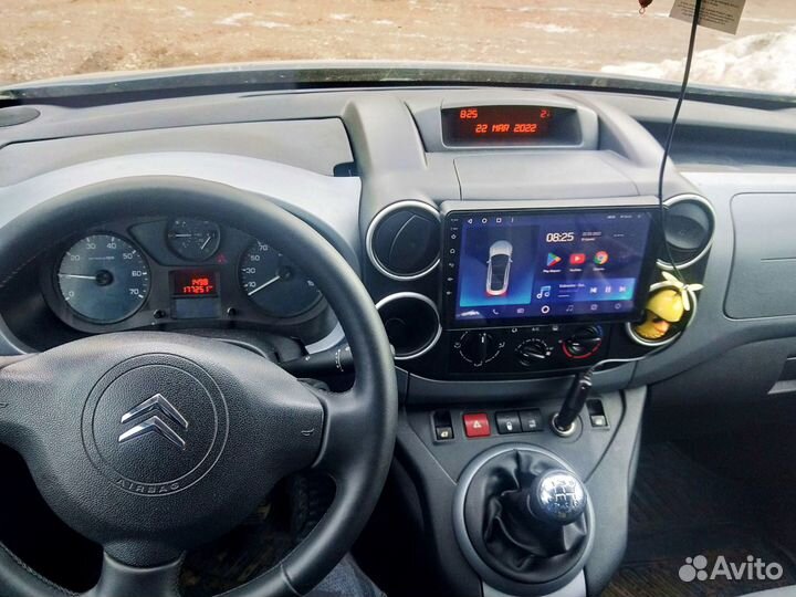 Магнитола Citroen Berlingo / Peugeot Partner Teyes