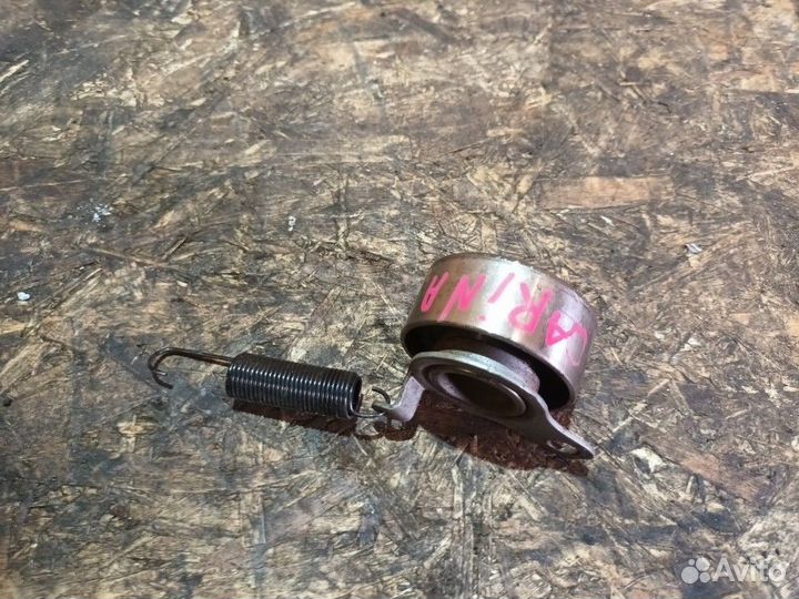 Ролик-натяжитель ремня грм Toyota Carina E I (1992