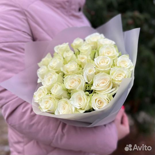 Букет из 25 белых роз (моно 035)